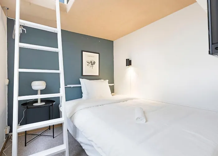 Affordable And Central Room Rental